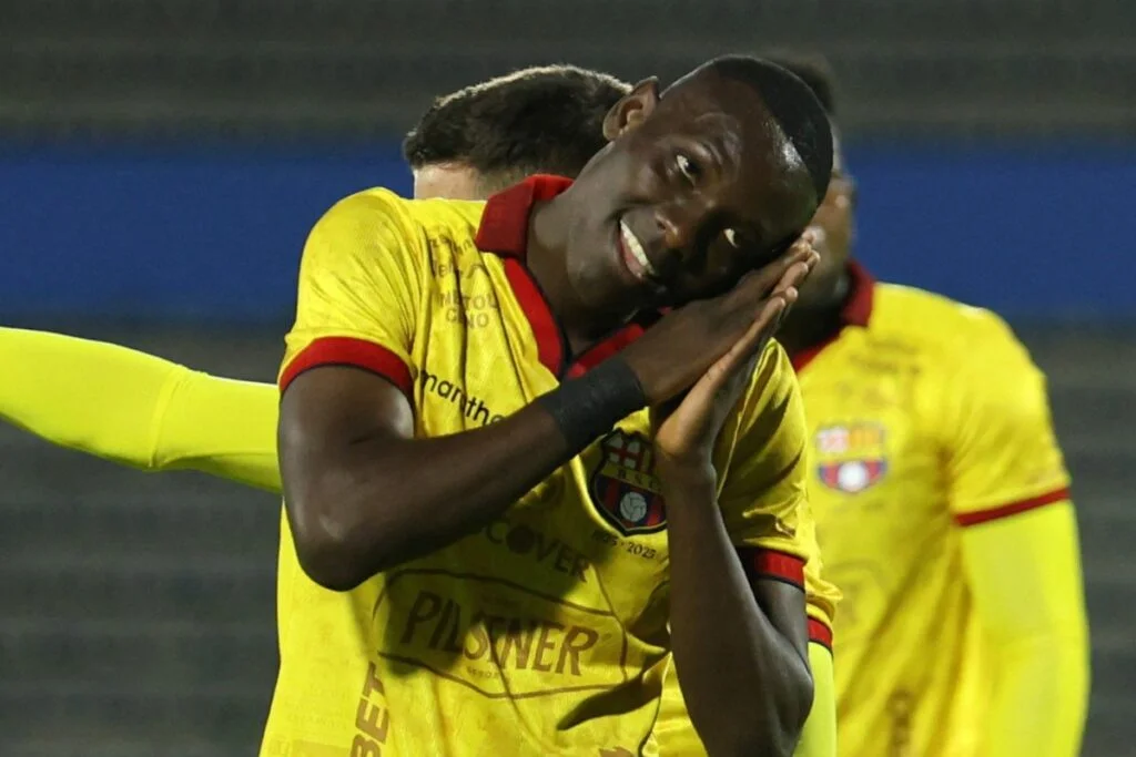 img of Resumen de la Fecha 24 de la LigaPro 2025: Resultados y Movimientos en la Tabla